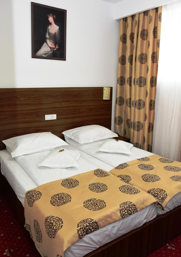 Hostel Orhideea Buzău Dış mekan fotoğraf