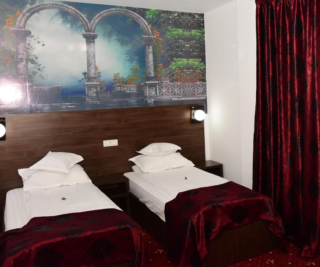 Hostel Orhideea Buzău Dış mekan fotoğraf