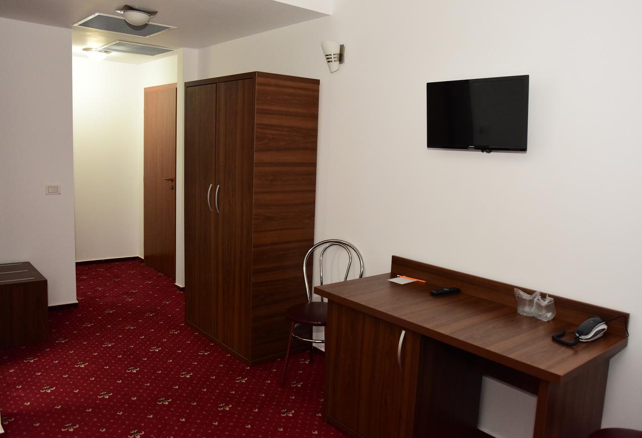 Hostel Orhideea Buzău Dış mekan fotoğraf