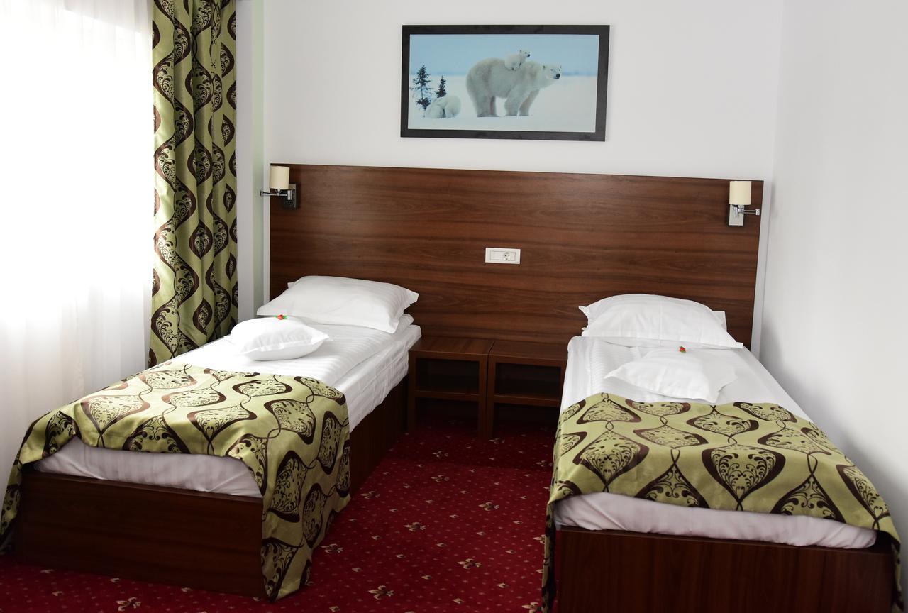 Hostel Orhideea Buzău Dış mekan fotoğraf