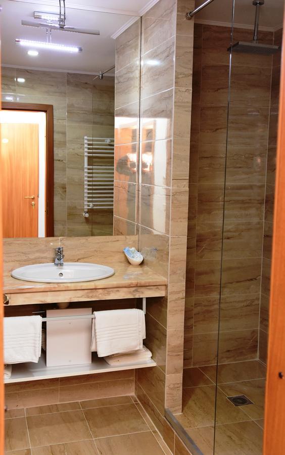 Hostel Orhideea Buzău Dış mekan fotoğraf