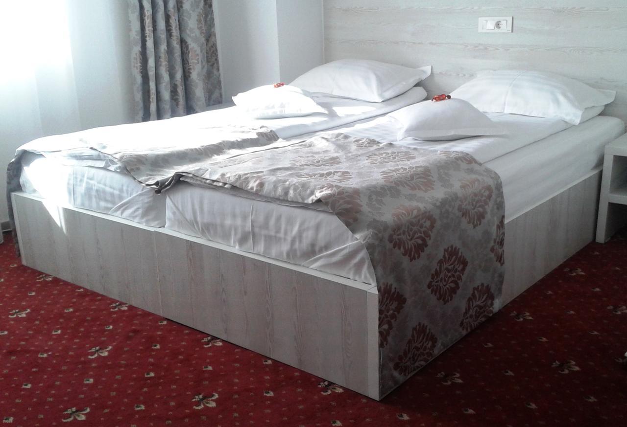Hostel Orhideea Buzău Dış mekan fotoğraf